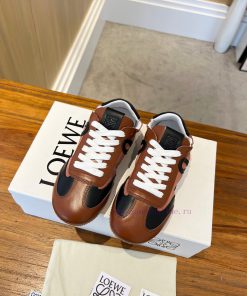 LOEWE's Shoes Have Become Very Popular This Year. This Ballet Casual Shoe Has A Rhythm That Eve syeze4nb