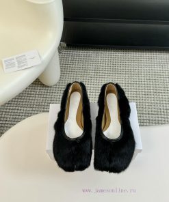 Maison Margiela MM6 Tabi Split Toe Shoes Hairy Shoes 2024 New Products Most Popular Buyer Purch dm21of0f