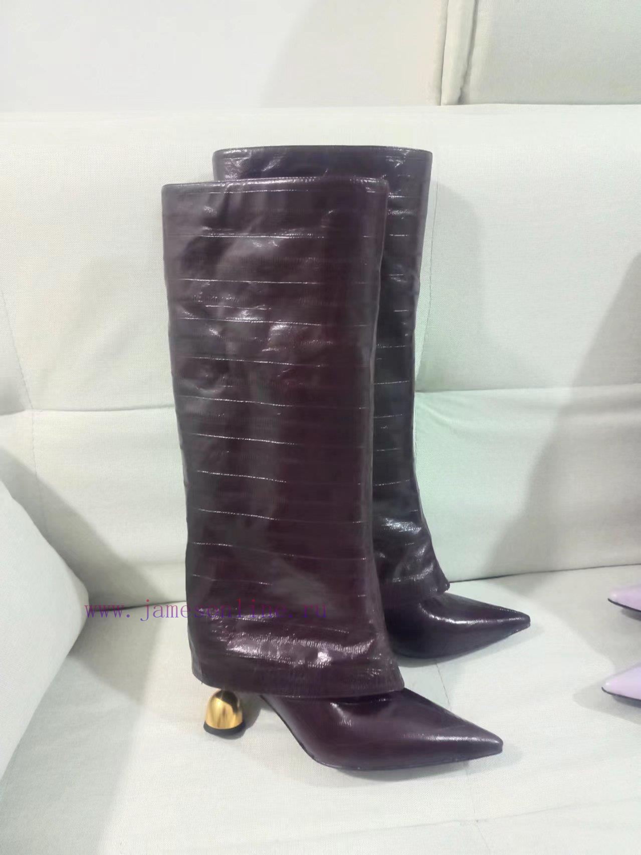 Vanda Novak Genuine Purchasing Agent Supports Inspection Of GoodsIn The Inventory For Spring An 2qhayqz5 - Image 12