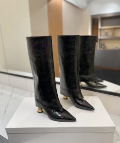 VANDA NOVAK Is A Brand From Italy That Covers The Entire NetworkTook 3 Months To DevelopUnique 37axy9nv