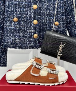 Top VersionRoger Vivier | RV Double Diamond Button Hairy SlippersA Pair Of Easy To Wear Slipper mxnxz9c9