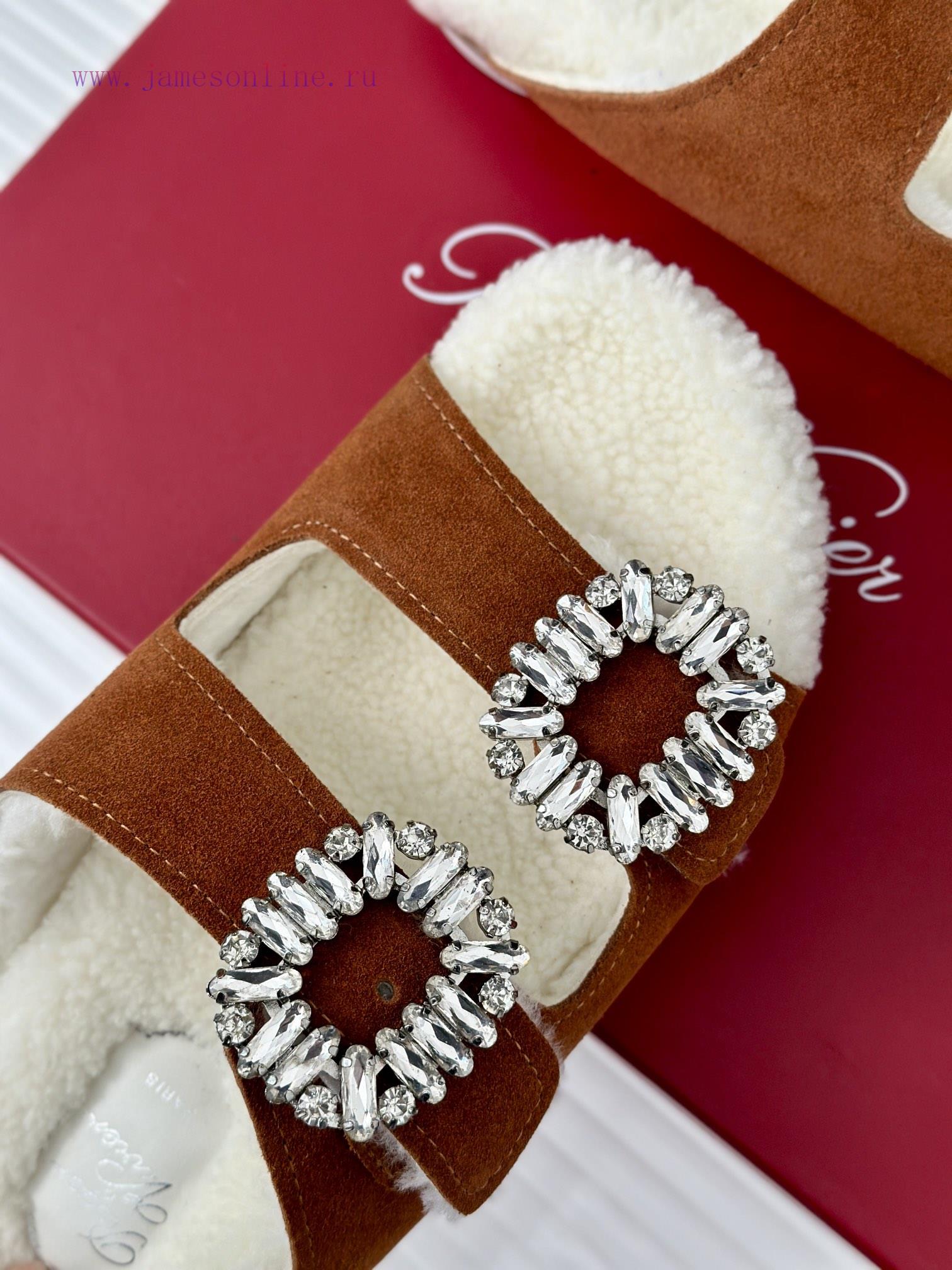 Top VersionRoger Vivier | RV Double Diamond Button Hairy SlippersA Pair Of Easy To Wear Slipper mxnxz9c9 - Image 8
