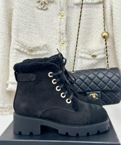 Chanel | Chanel 24K Autumn/Winter New ProductsColor Blocked Lace Up Snow Boots Martin BootsThis gc9jxjp9