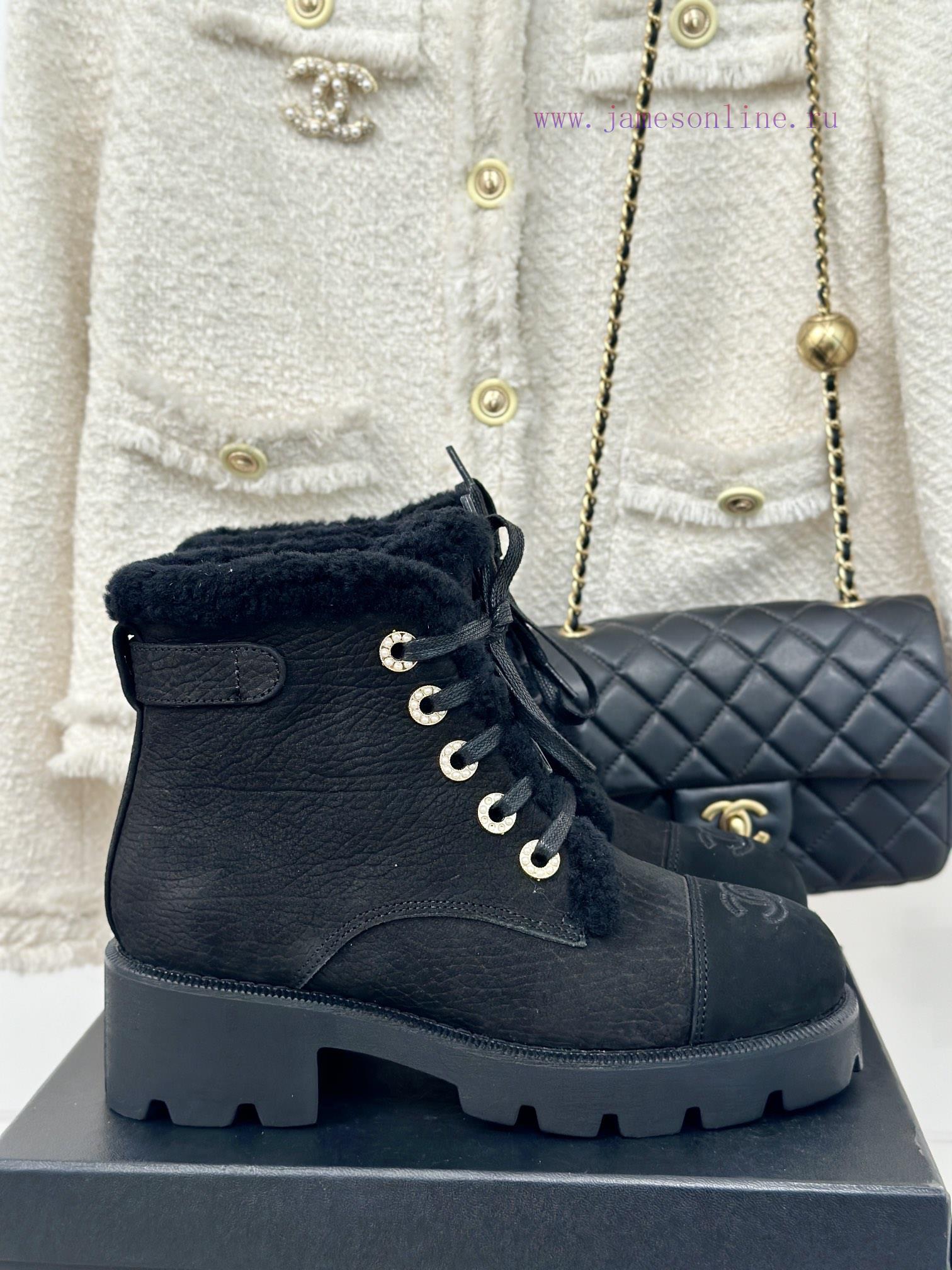 Chanel | Chanel 24K Autumn/Winter New ProductsColor Blocked Lace Up Snow Boots Martin BootsThis gc9jxjp9