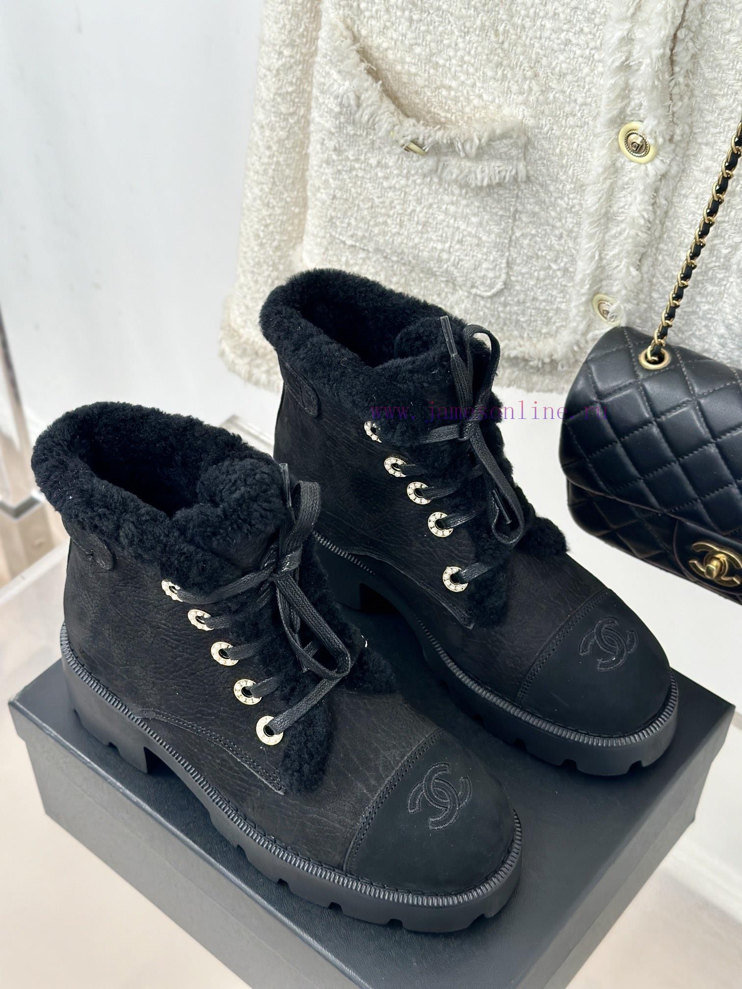 Chanel | Chanel 24K Autumn/Winter New ProductsColor Blocked Lace Up Snow Boots Martin BootsThis gc9jxjp9 - Image 5