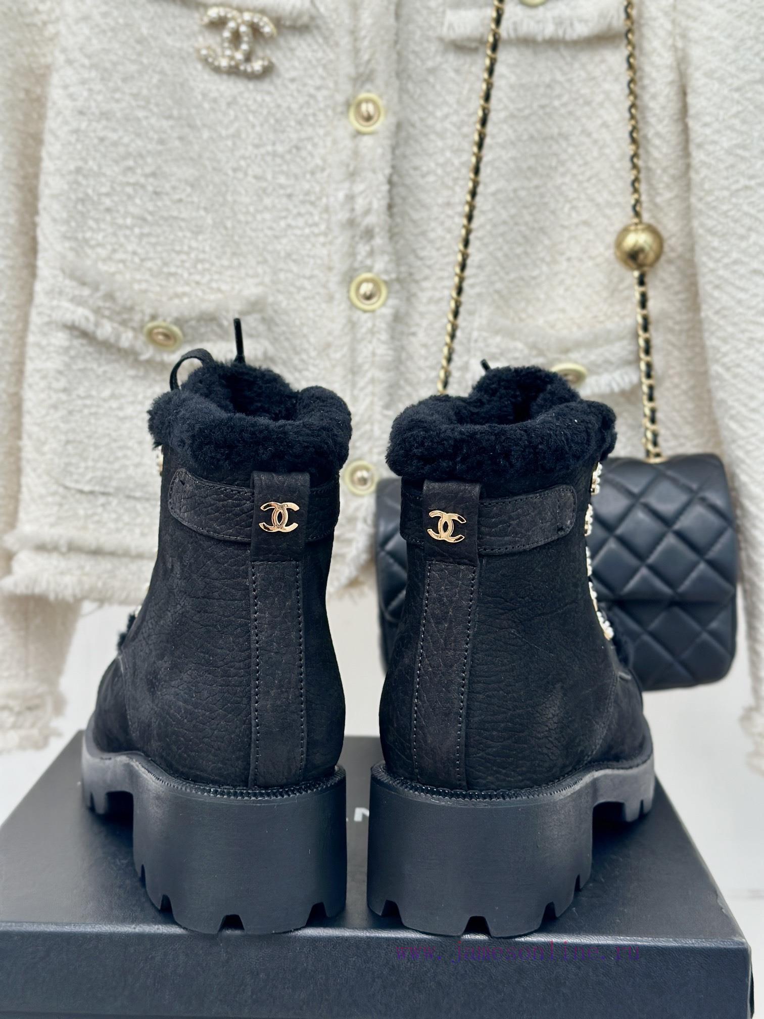 Chanel | Chanel 24K Autumn/Winter New ProductsColor Blocked Lace Up Snow Boots Martin BootsThis gc9jxjp9 - Image 9
