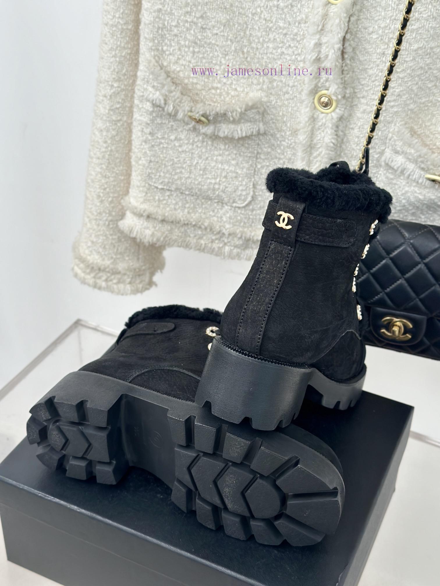 Chanel | Chanel 24K Autumn/Winter New ProductsColor Blocked Lace Up Snow Boots Martin BootsThis gc9jxjp9 - Image 10
