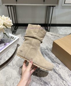 Ugg Gucci. Sharks Really Went Crazy This YearDuidui Boken Wrinkled Short BootsKorean Retro Soft 9kypwsyl
