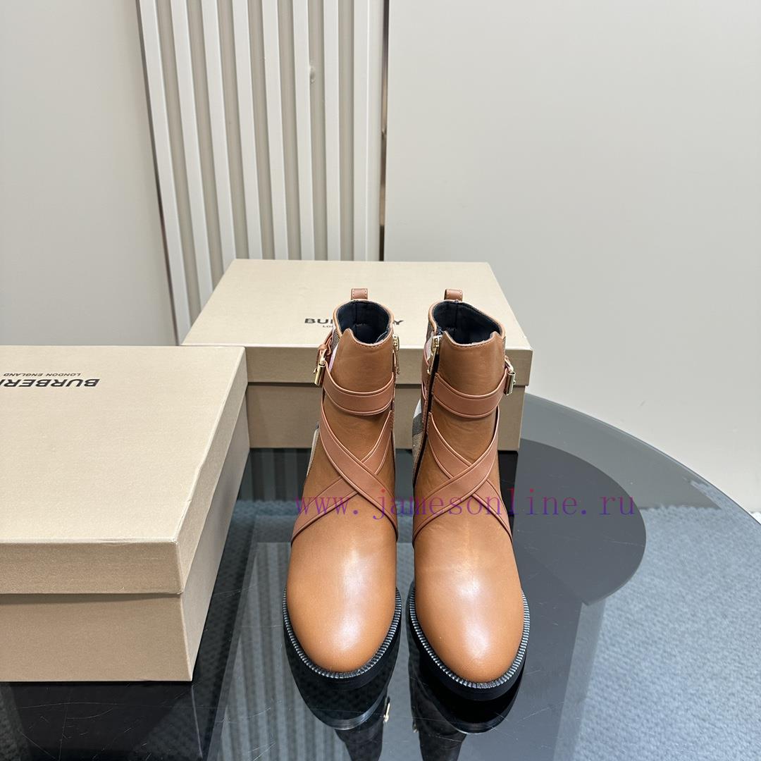 Top TierBurberry Designed By Daniel Lee Is Available 24/7 For Autumn And Winter. It Still Exude 3w50i064 - Image 3