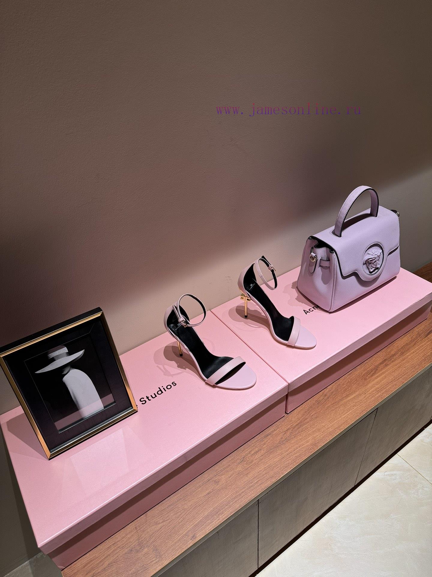 Try Different Elisabetta Franchi High HeelsA Light Luxury Brand Elisabetta FranchiElisabetta Fr l6bj1tng