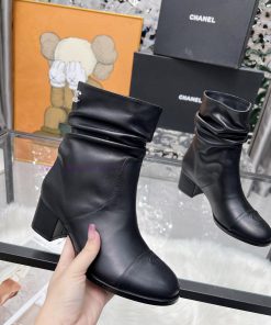 Chanel Chanel 2024b Autumn/winter Boots This Season's Essential Item For Autumn And Winter Chan awgyxxxe