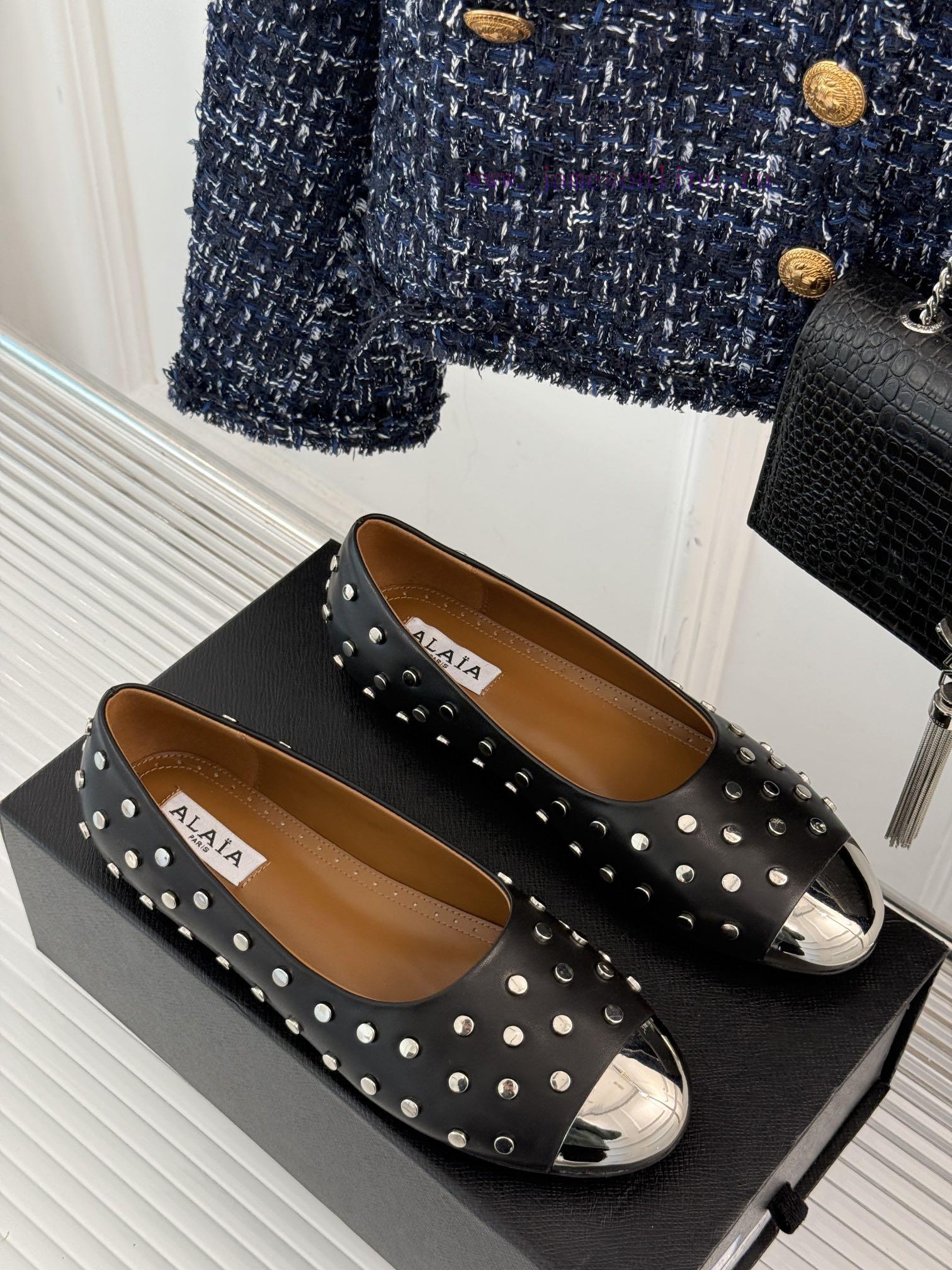 AlAIA | AlAIA 25ss Early Spring New ProductRivet Metal Head Flat Bottomed Single ShoeThis Seaso a4ape1i1 - Image 4