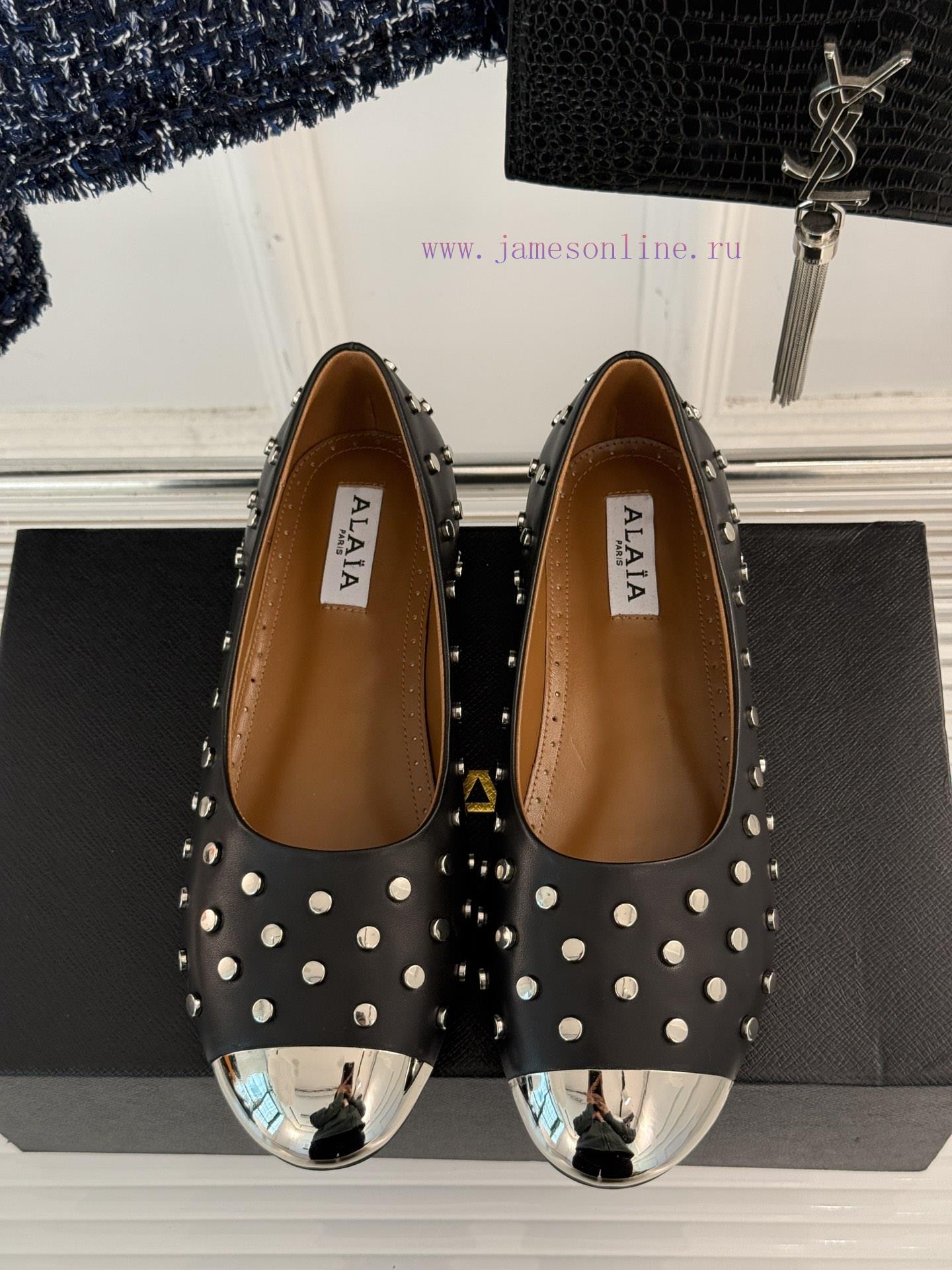 AlAIA | AlAIA 25ss Early Spring New ProductRivet Metal Head Flat Bottomed Single ShoeThis Seaso a4ape1i1 - Image 5