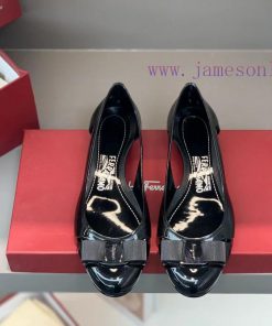 Size35-39SF's Latest Color Jelly ShoesIn The Hot Summer It's Really Necessary To Have These Jel tq9k0gy6