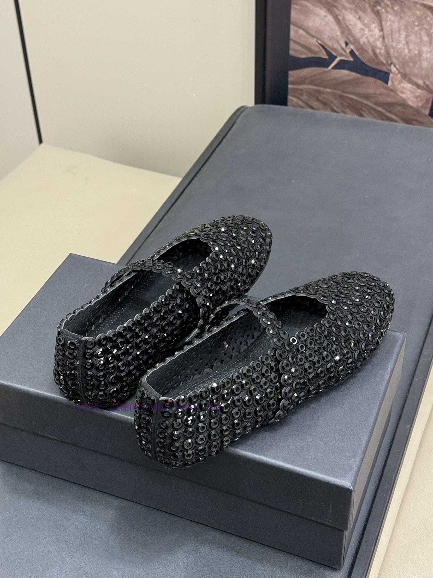 Top Quality PALAIAI Has Reached Out To MeYou Can't Even Choose Between Black Rhinestones And Wh heoy54bz - Image 6