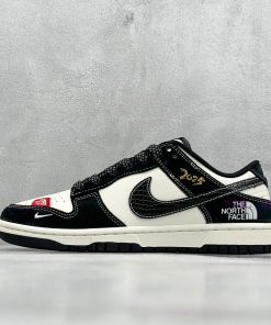 Nike SB Dunk Low X The North Face The Year Of The Loong Limited Black And White Small Hooks All 2mflgx8n