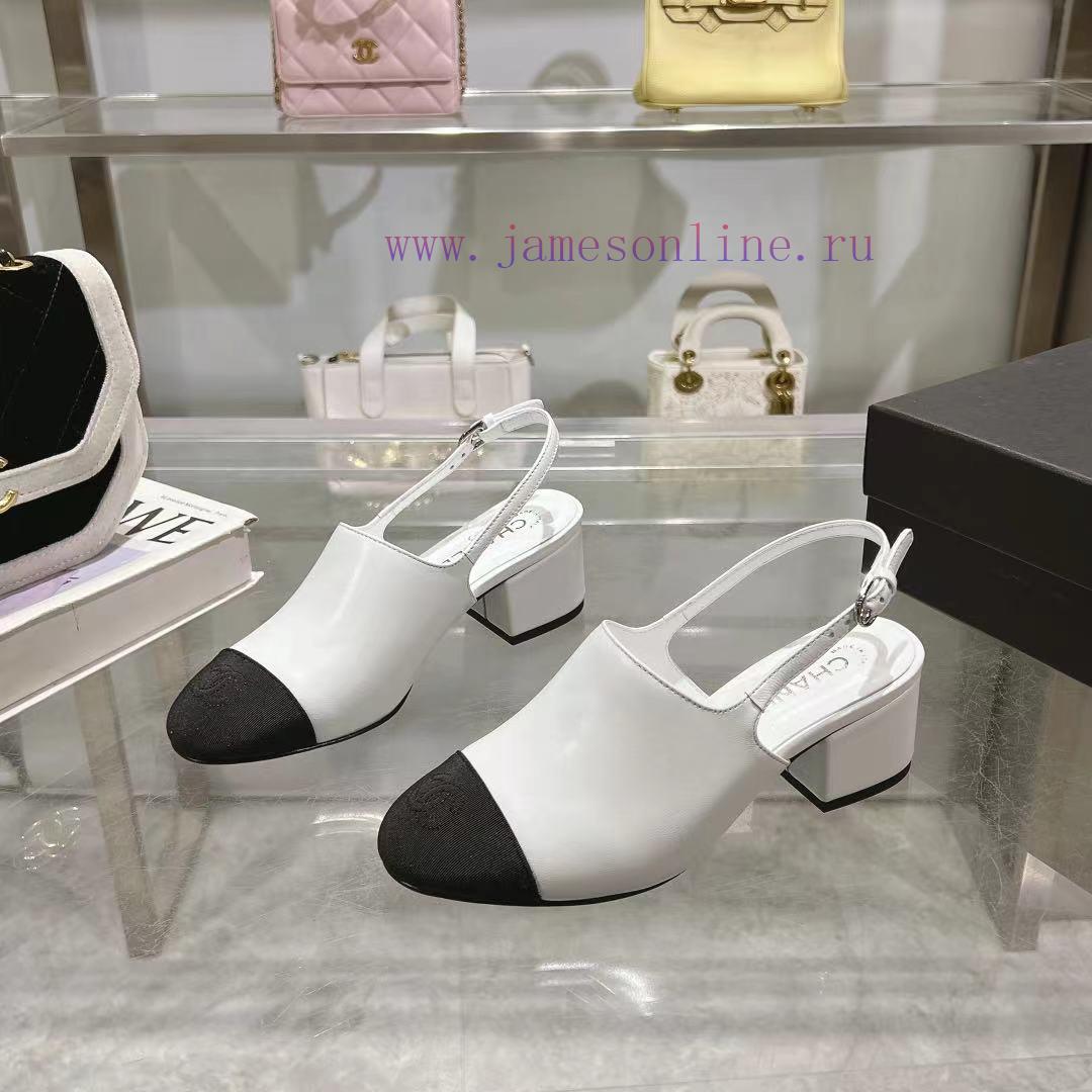 Chanel's New Spring And Summer Sandals Feature Classic Elements Of Electric Embroidery That Nev n3vlm0d4 - Image 2