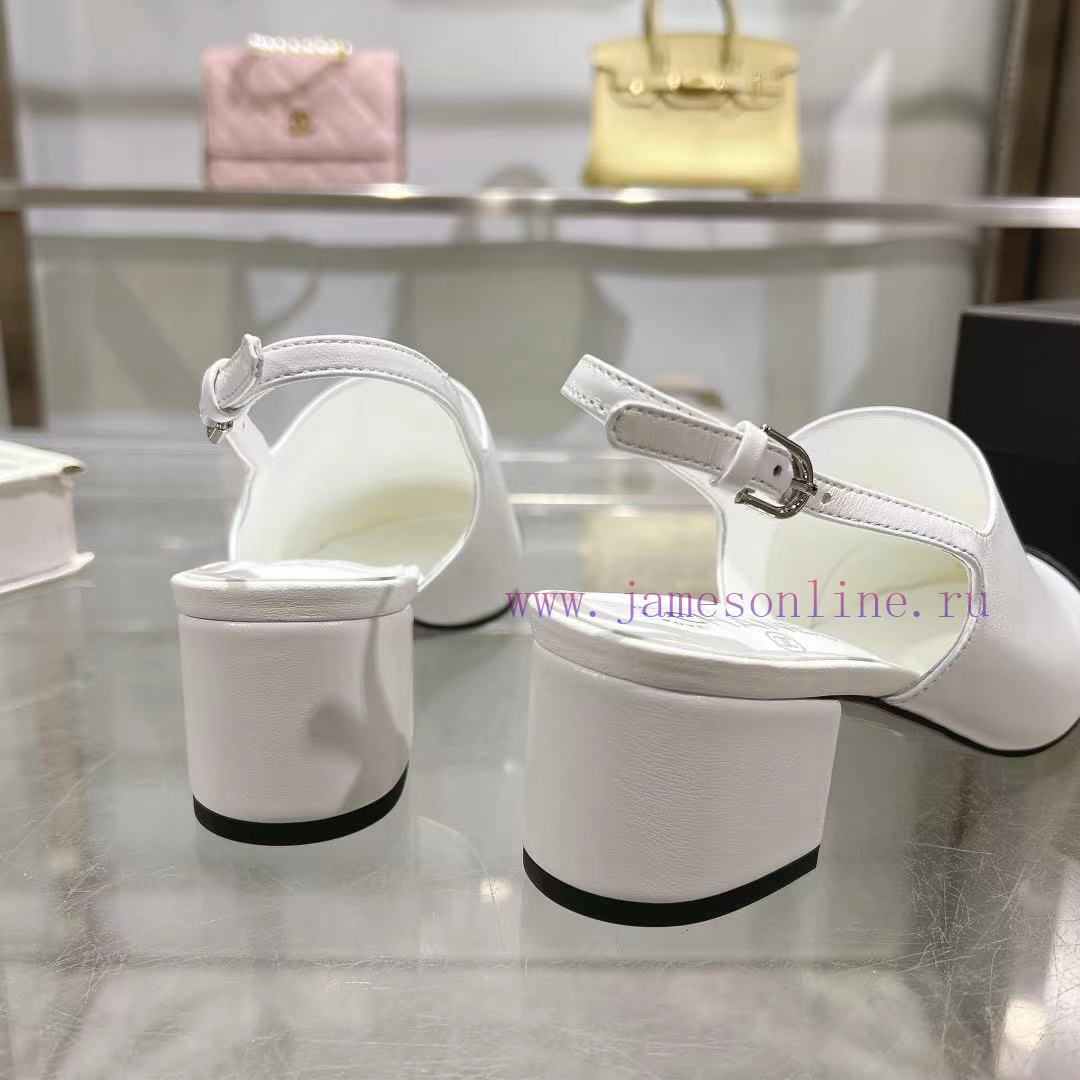 Chanel's New Spring And Summer Sandals Feature Classic Elements Of Electric Embroidery That Nev n3vlm0d4 - Image 4