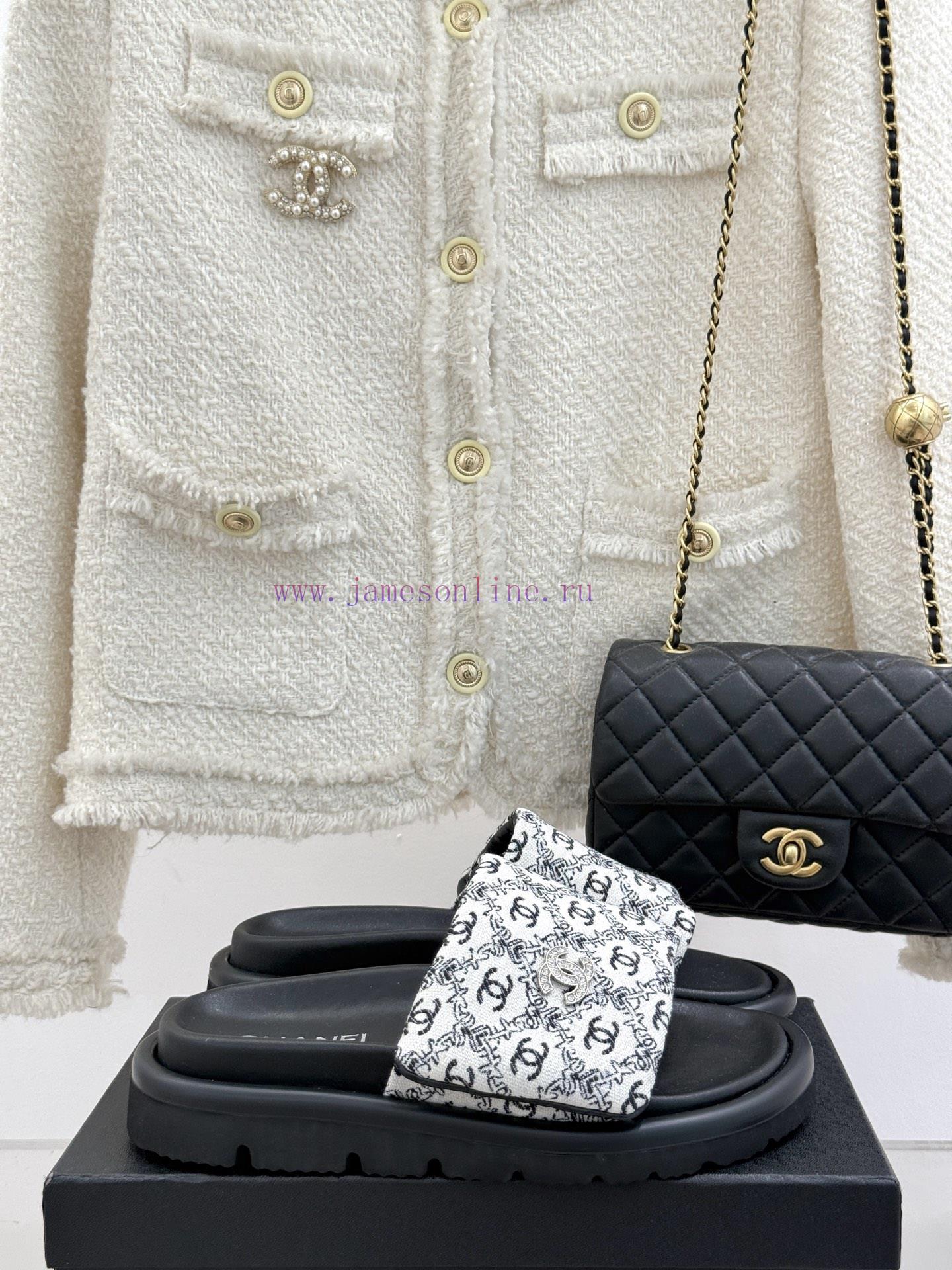 Chanel | Chanel 25p Spring/Summer New ProductsDouble C Printed Velcro Thick Bottom Bread Lazy S xvdrhrdx - Image 2