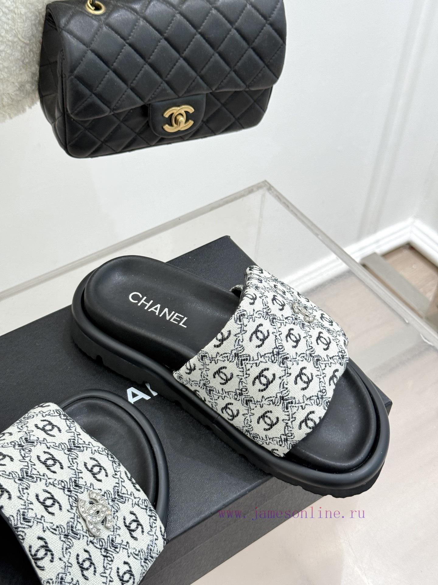 Chanel | Chanel 25p Spring/Summer New ProductsDouble C Printed Velcro Thick Bottom Bread Lazy S xvdrhrdx - Image 6