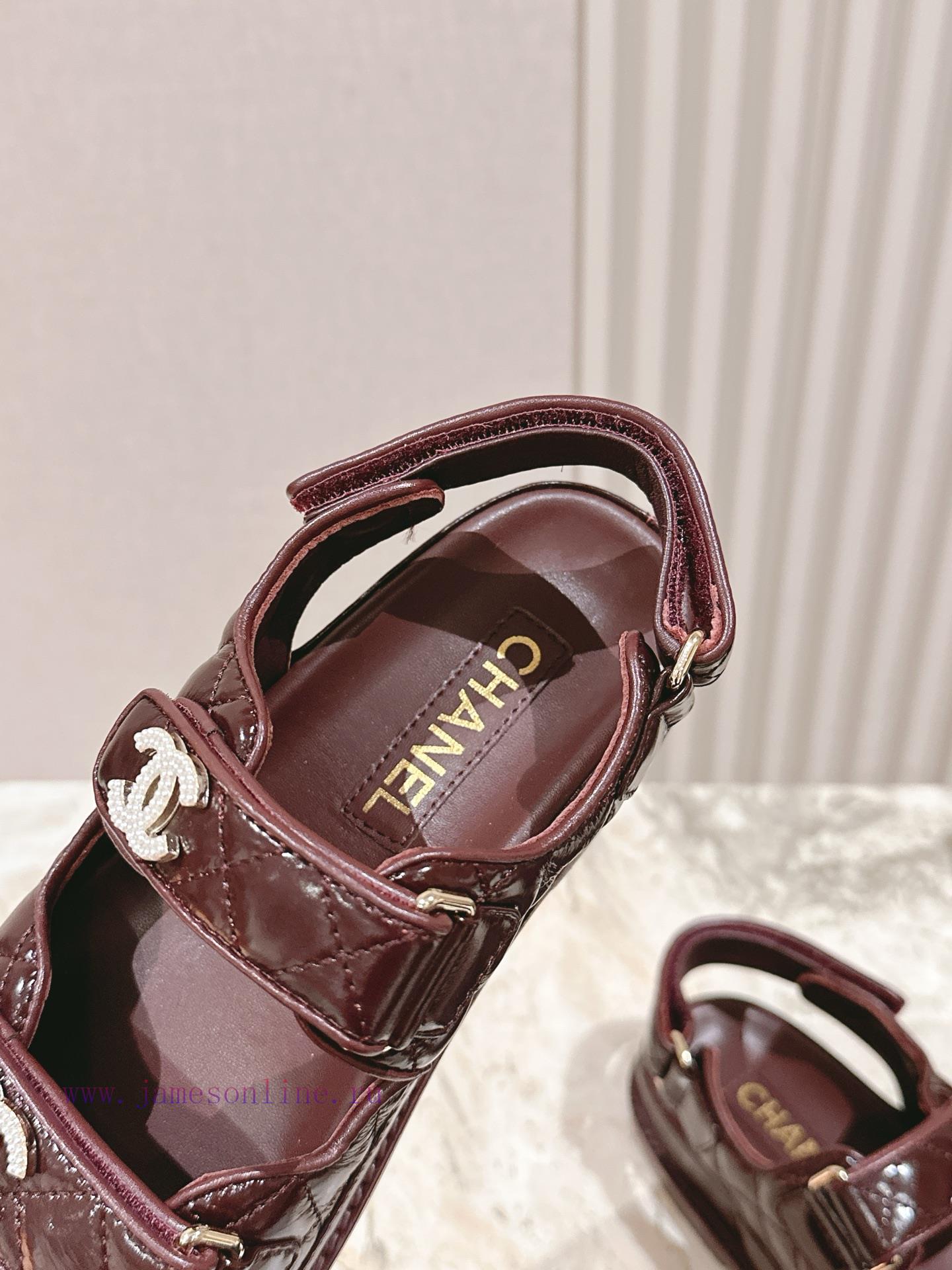 Sandals𝐂𝐡*𝐧𝐞𝐥| ²⁰²5𝐬𝐬 🤍🤎 Chanel's New Summer Synchronized Beach Sandals In Macaron Color Are A qcy1f648 - Image 5
