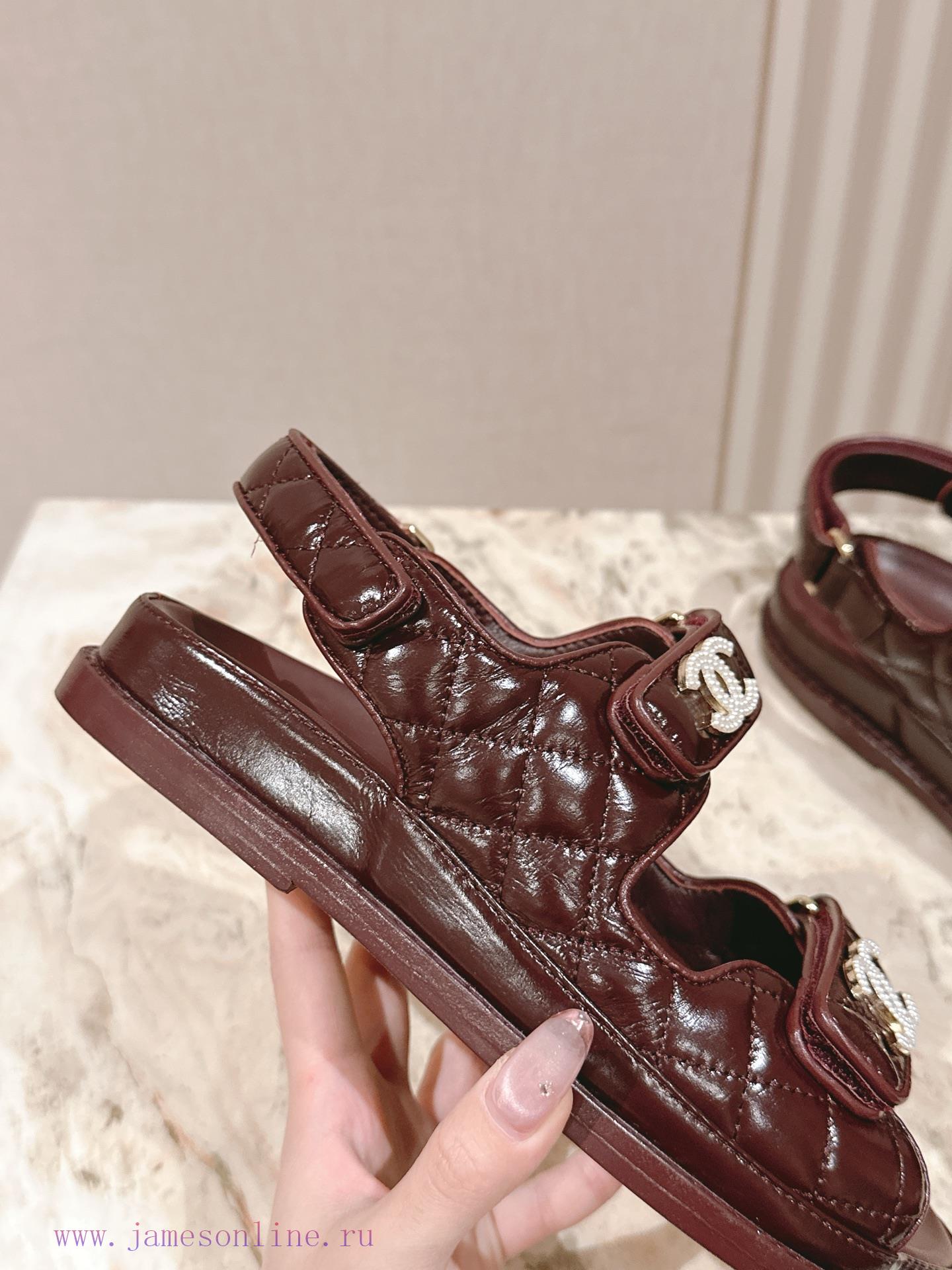 Sandals𝐂𝐡*𝐧𝐞𝐥| ²⁰²5𝐬𝐬 🤍🤎 Chanel's New Summer Synchronized Beach Sandals In Macaron Color Are A qcy1f648 - Image 6