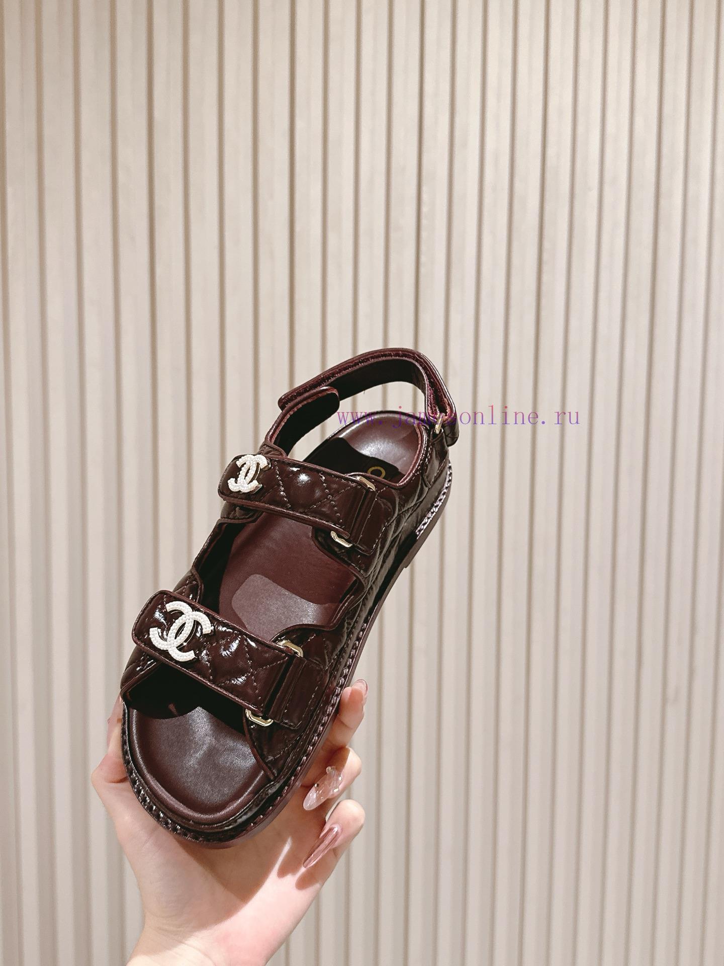 Sandals𝐂𝐡*𝐧𝐞𝐥| ²⁰²5𝐬𝐬 🤍🤎 Chanel's New Summer Synchronized Beach Sandals In Macaron Color Are A qcy1f648 - Image 9