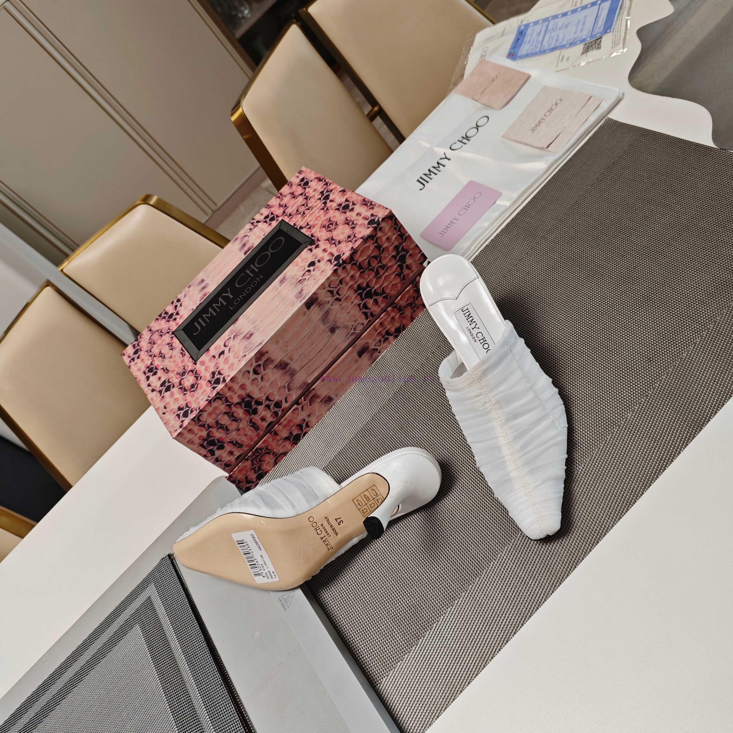 JlMMY CHOO Zhou Yangjie 2025 𝐬𝐬 (3D Ribbed Magnetic Box Packaging) Top Of The Line Low-end Not 3bmyu072 - Image 9