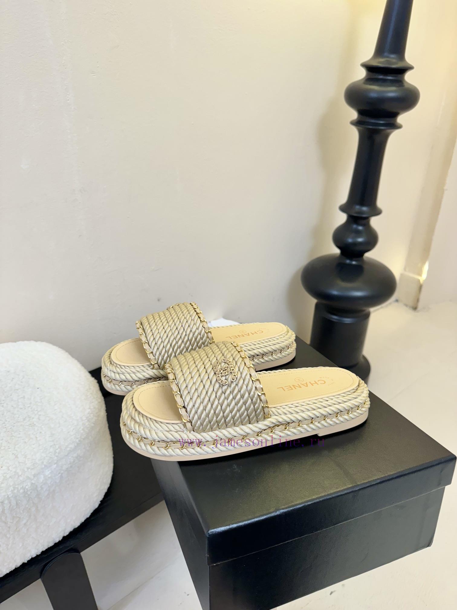 Chanel Early Spring New Double C Embroidered Flat Flat One Word SlippersThe Original Model 11 I q1vyetuj - Image 6