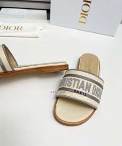 CD Dior Women's Embroidered Leather Sole Slippers With Floral PatternsChristian Dior Has Always ku4h0ex1