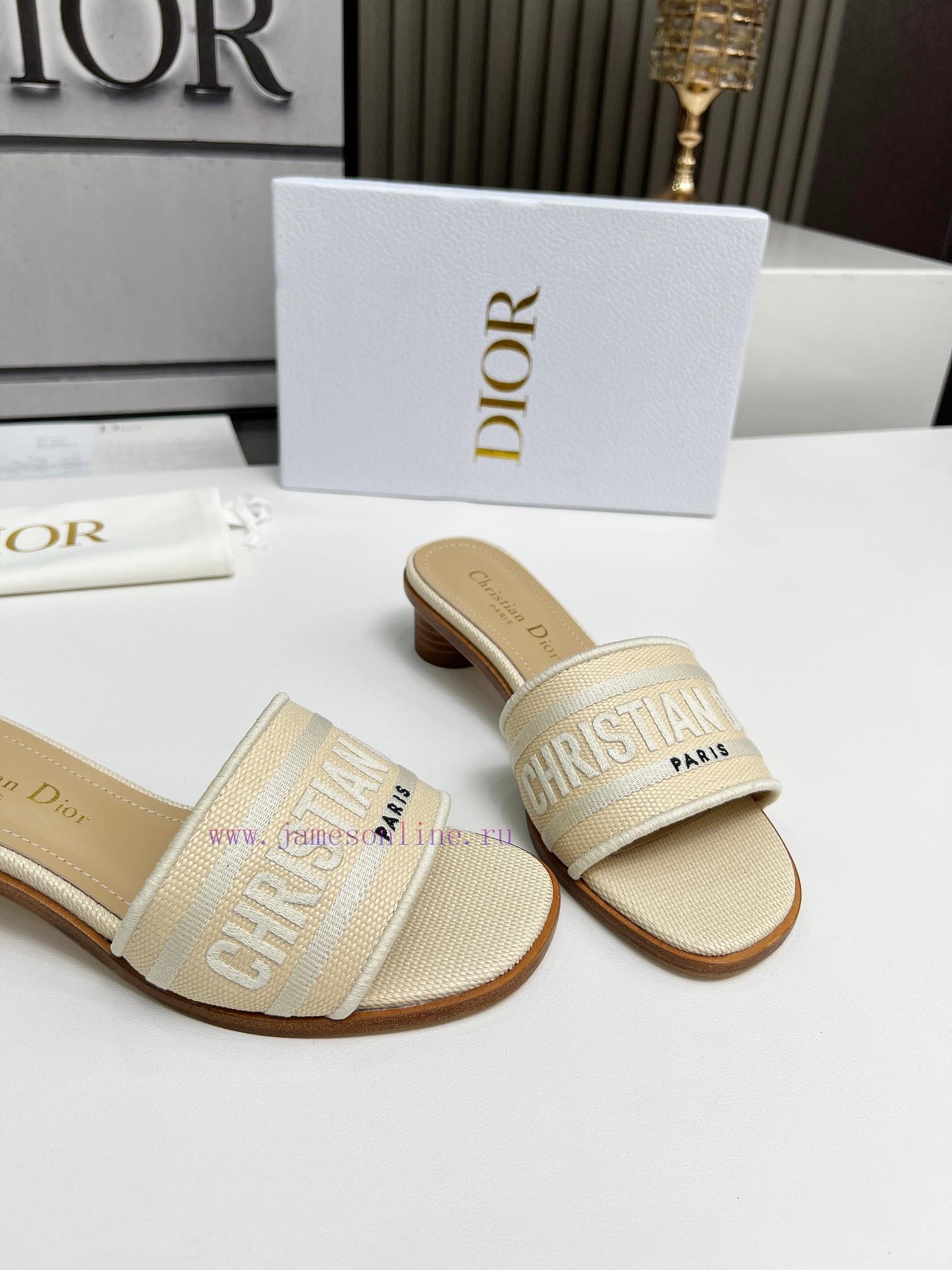 CD Dior Women's Embroidered Leather Sole High Heels With Floral PatternsChristian Dior Has Alwa w3kppkqx - Image 8