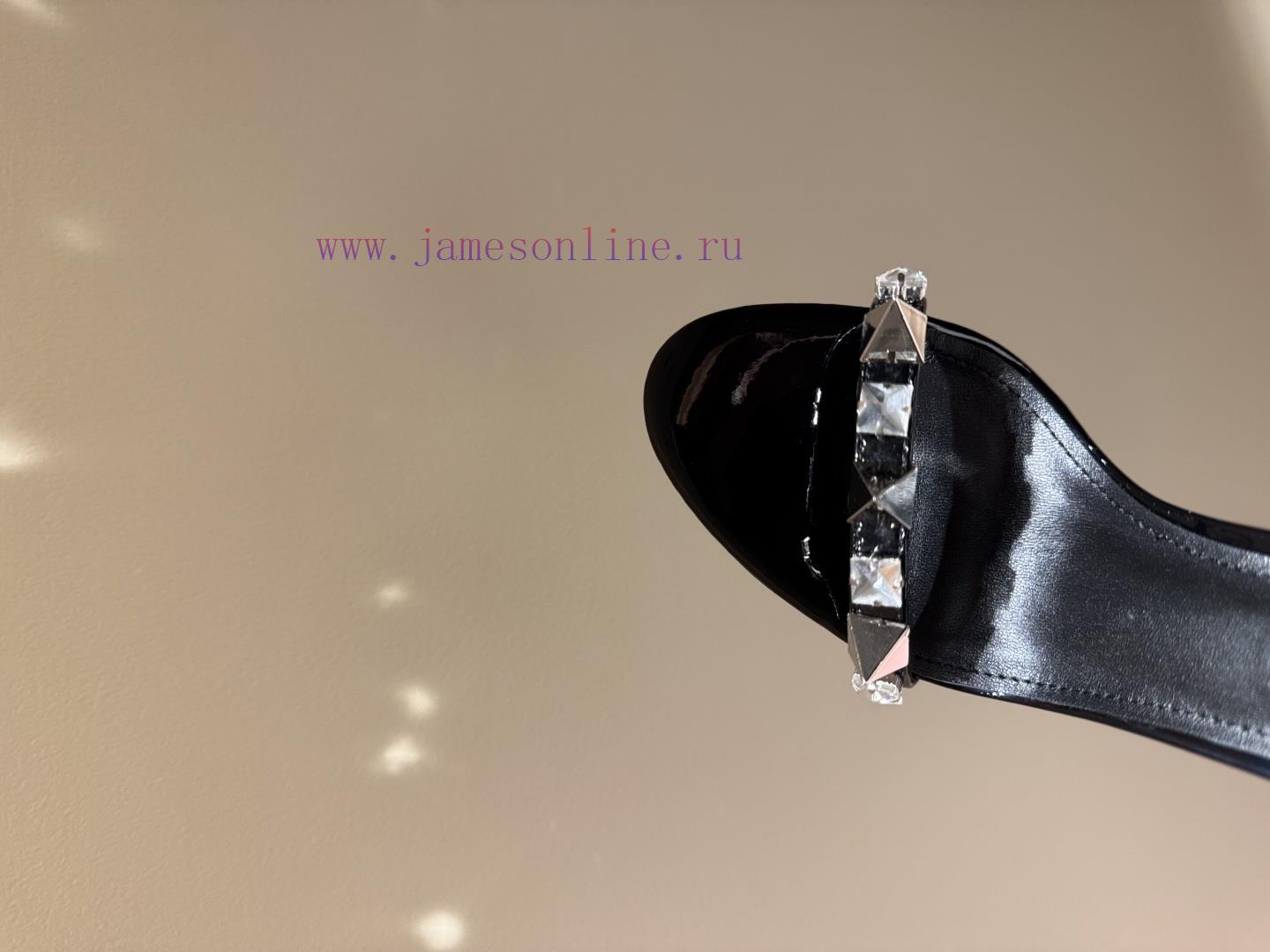 Dolce&Gabbana Patent Leather Diamond Buckle Open Toe SandalsExquisite Glass Crystal Decorative whoudl0a - Image 5