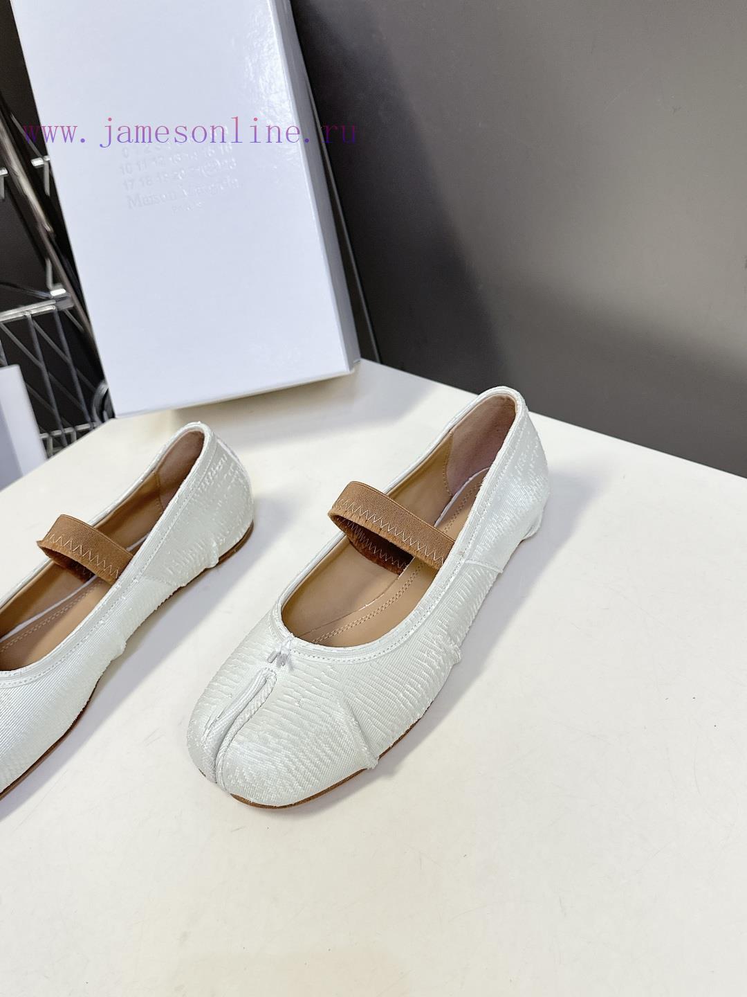 Maison Margiela MM6 Pleated Elastic Strap Tabi Split Toe Shoes Ballet ShoesA Variety Of Celebri q31th8v8 - Image 4