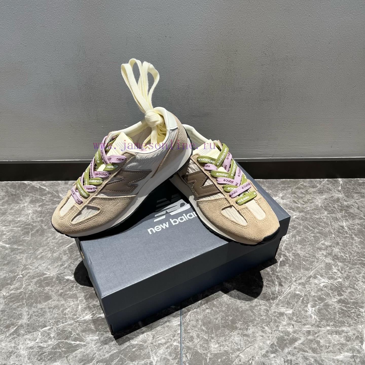 The Top-level New Balance NB 471 Series Brown Green Powder Is Inspired By The Brand's Classic 3 ev8vwzqv - Image 5