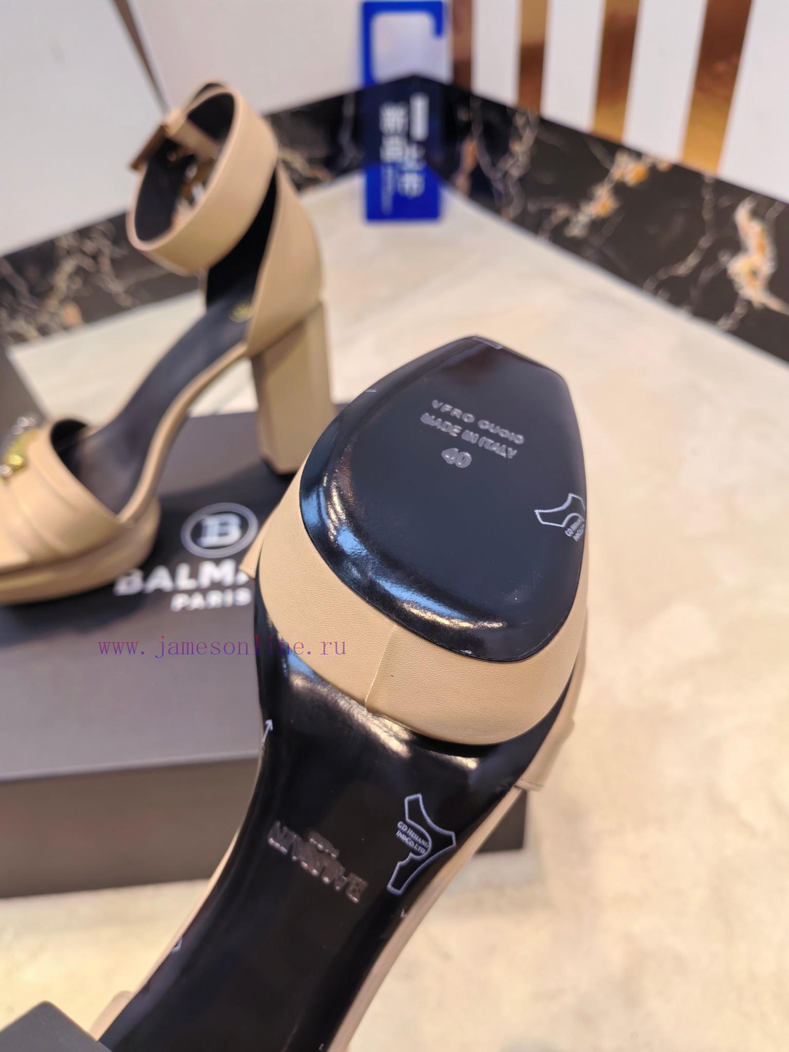 Out 𝘽𝙖𝙡 * 𝙖𝙞𝙣 Balmain Autumn/Winter 2025 Fashion Show Waterproof Platform High Heel SandalsBran datyld72 - Image 6