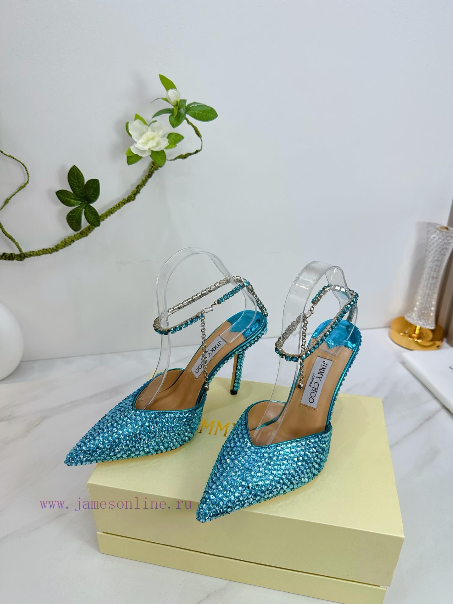 Jimmy CHOO (Jimmy Zhou)It Is A Very Comprehensive And Prestigious Fashion Lifestyle Brand Featu vsmh0ao0 - Image 3