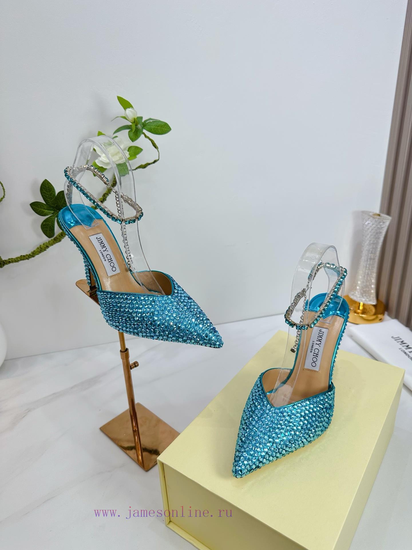 Jimmy CHOO (Jimmy Zhou)It Is A Very Comprehensive And Prestigious Fashion Lifestyle Brand Featu vsmh0ao0 - Image 7