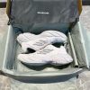 Top Balenciaga Balenciaga Monday Cold Grey Selects High-quality Materials And Finely Crafts Cla xj75ubf8