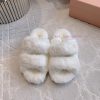 Miu's New Fur Slippers Are Made Of Super Thick Australian Imported Wool Which Feels Like Steppi 2n3ynprj