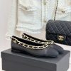 Chanel | Chanel 25A Large Chain Color BlockedThick Heeled Flat Soled Single ShoesThese Single S uiyzwhq6