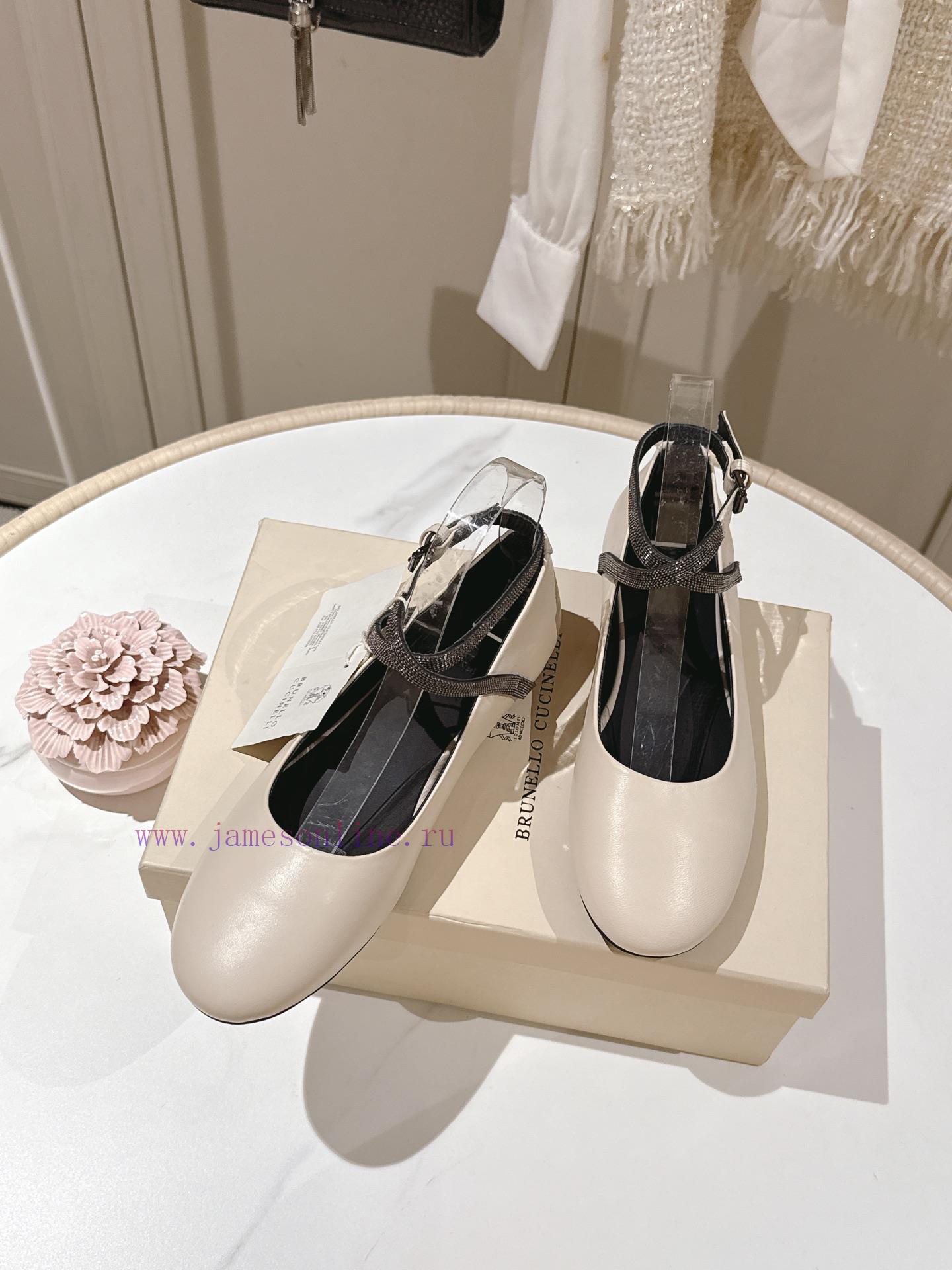 《 Style 》 《 The Highest Quality In The Market 》 BRUNELLO CUCINELLIBC Flat Bottom Shoes Material x2j39t3e - Image 5