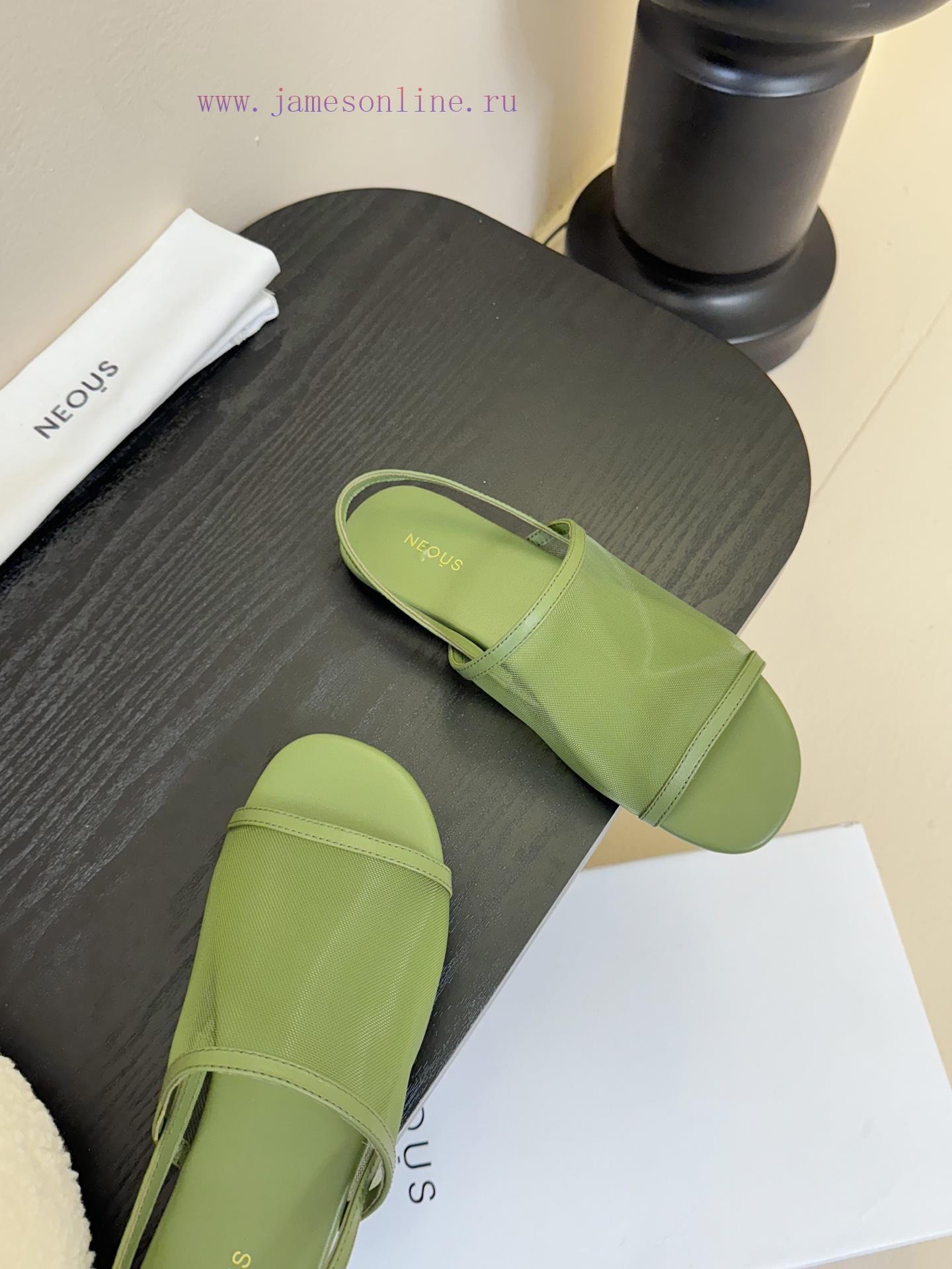 The Row 𝟐𝟓𝐀𝐖 New ProductsMinimalist Ceiling With A Clean And Relaxed Feel. Stepping On It It Co 5qd0vv38 - Image 5