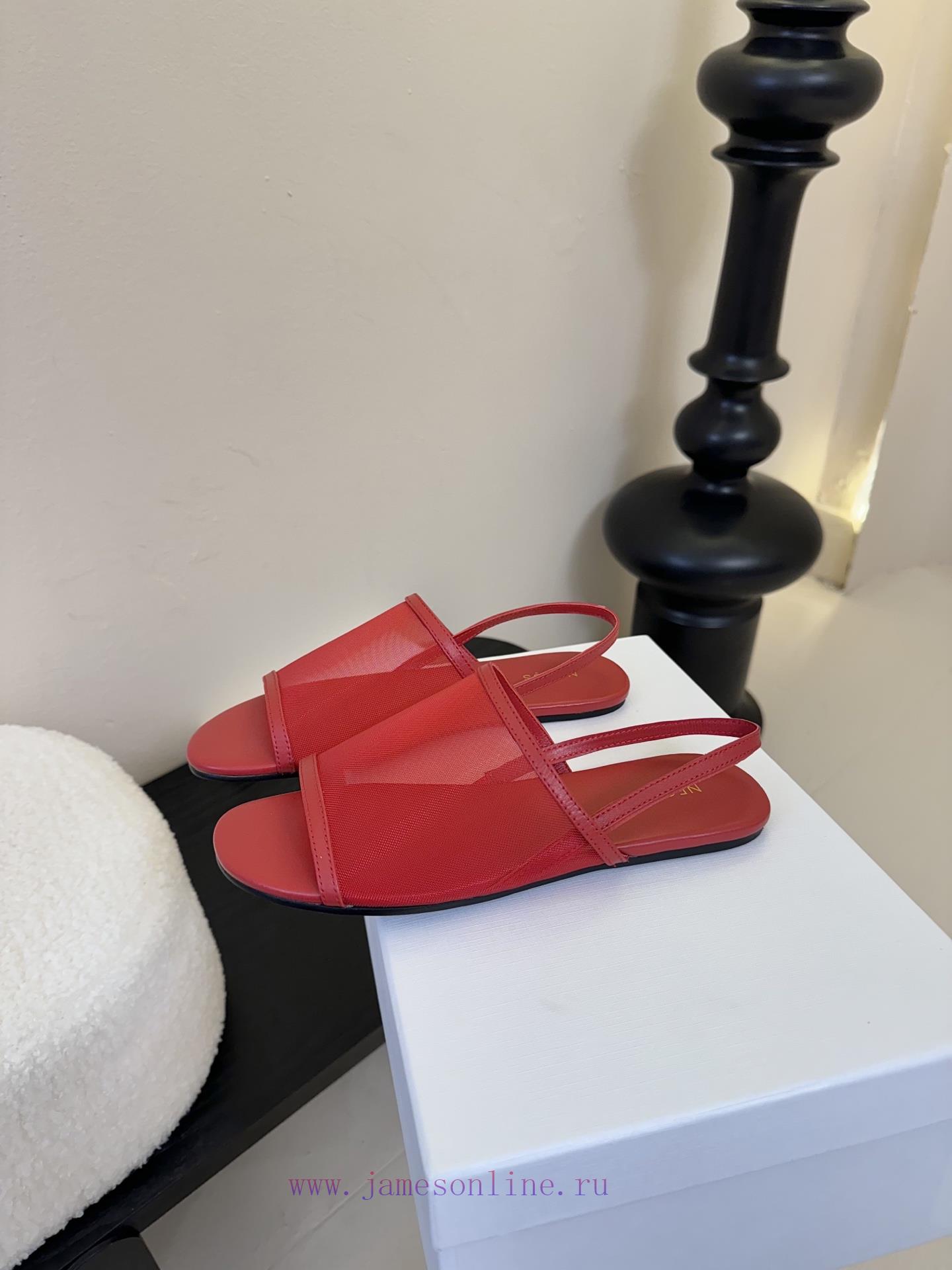 The Row 𝟐𝟓𝐀𝐖 New ProductsMinimalist Ceiling With A Clean And Relaxed Feel. Stepping On It It Co scpqap1s - Image 6