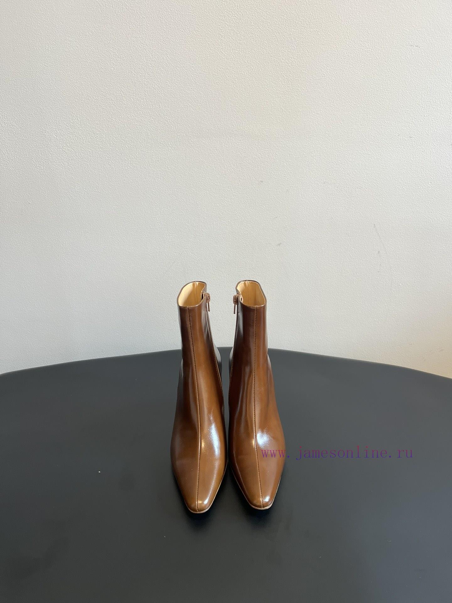 Top QualityBy Far 25SS Autumn/Winter New Style Full Leather Edition Kitten And New Short BootsT puwnrli3