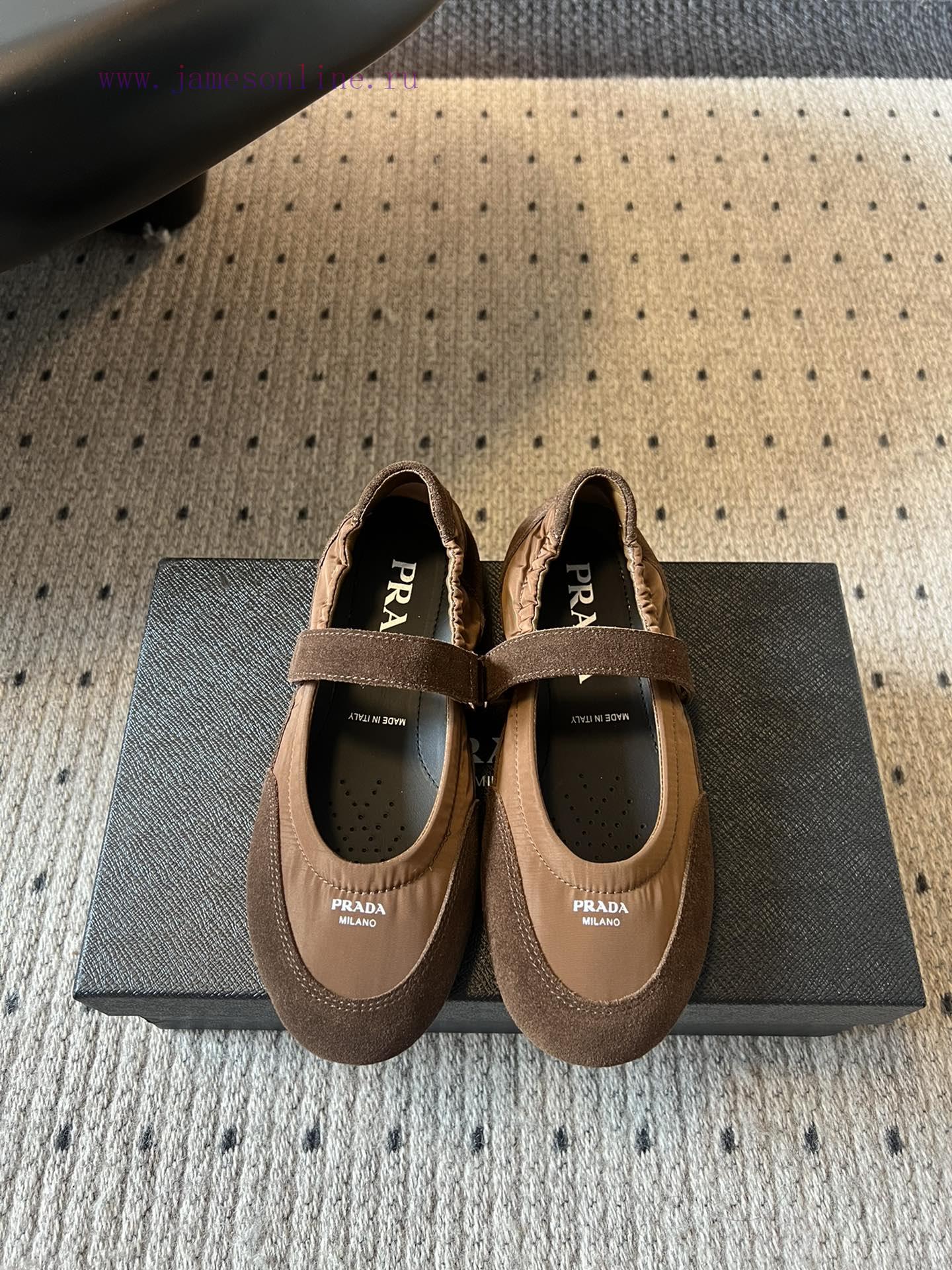 Top QualityPrada's New Women's Suede Patchwork Mary Jane ShoesPrada Adheres To The Design Philo 4i9oyuow