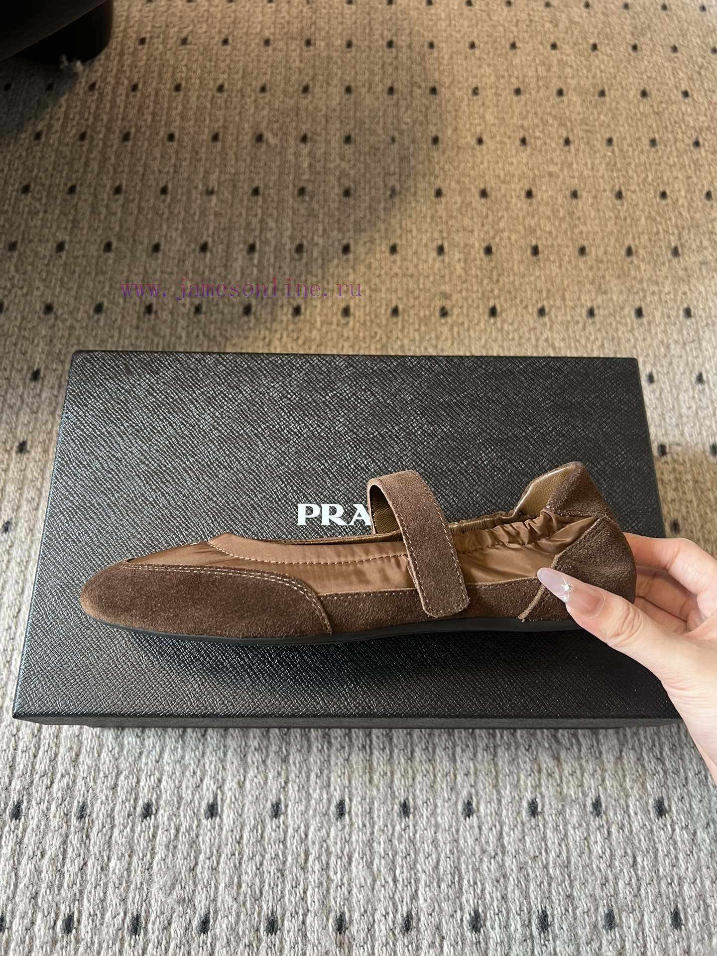 Top QualityPrada's New Women's Suede Patchwork Mary Jane ShoesPrada Adheres To The Design Philo 4i9oyuow - Image 8