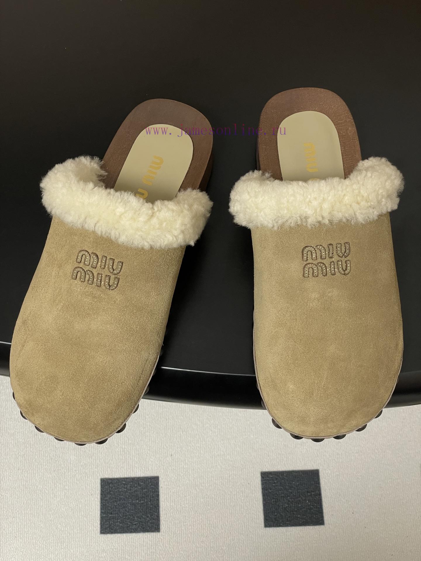 25ss Autumn/Winter Fashion MIUMIU Solid Wood Bottom Wool Half Slippers Thick Soled Mueller Shoe 3uuuawe3 - Image 3